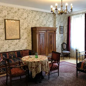 Hotel apartamentowy Austeria Klezmer Hois